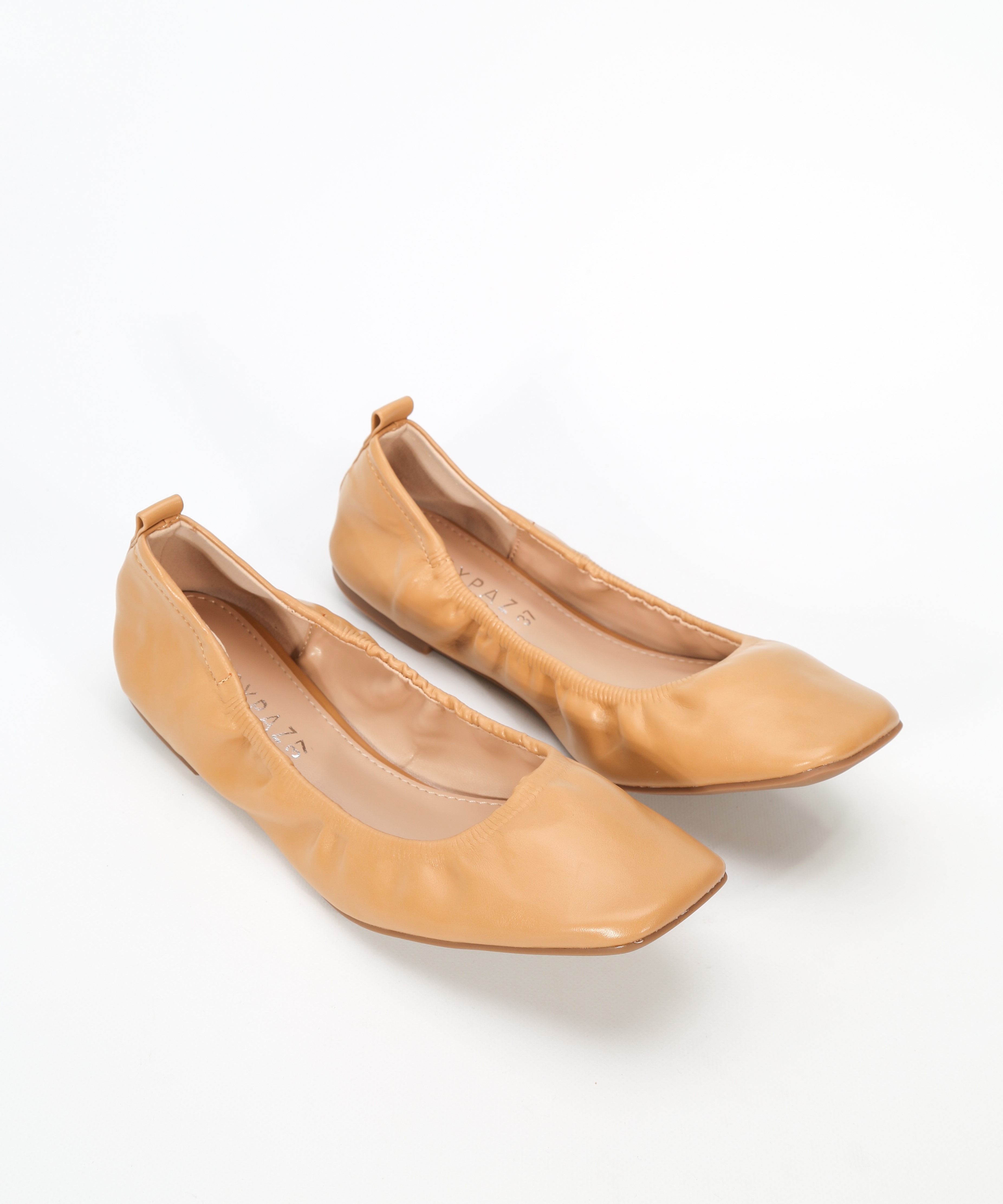 Sabrinas franzidas image number null